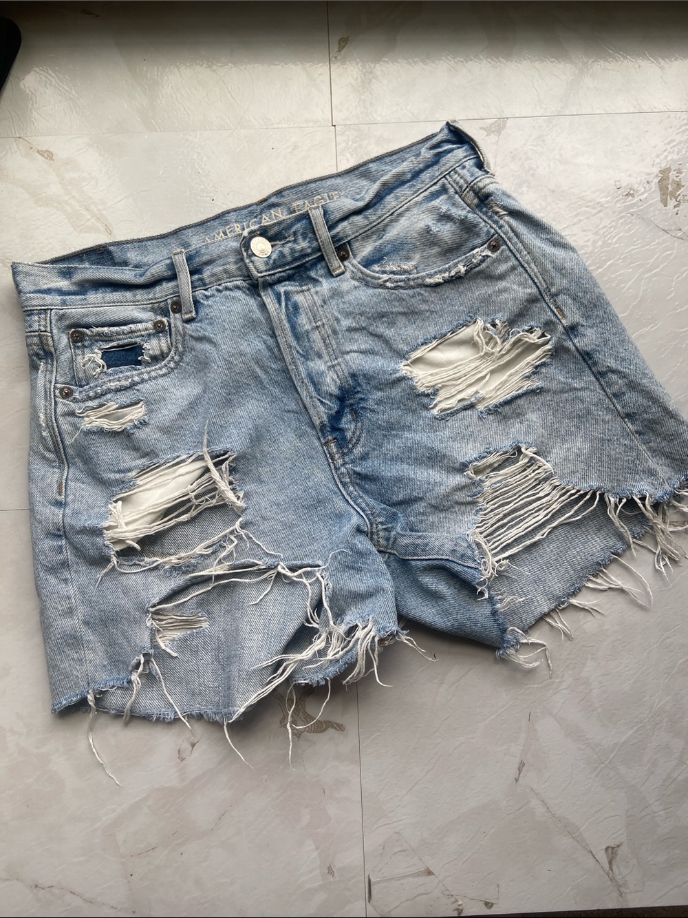 American Eagle 4 Outfitters Light Wash Distressed Denim Shorts